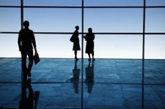 ���պ���ͷ���(w��)���g(sh��)